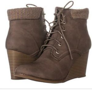 Nautica booties olive green ankle boot